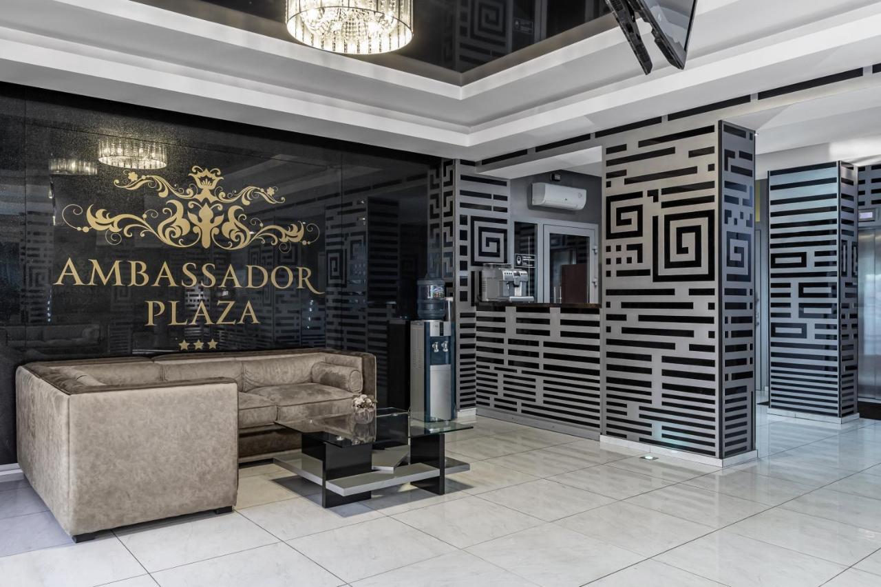 Hotel Ambassador Plaza Kiev Esterno foto